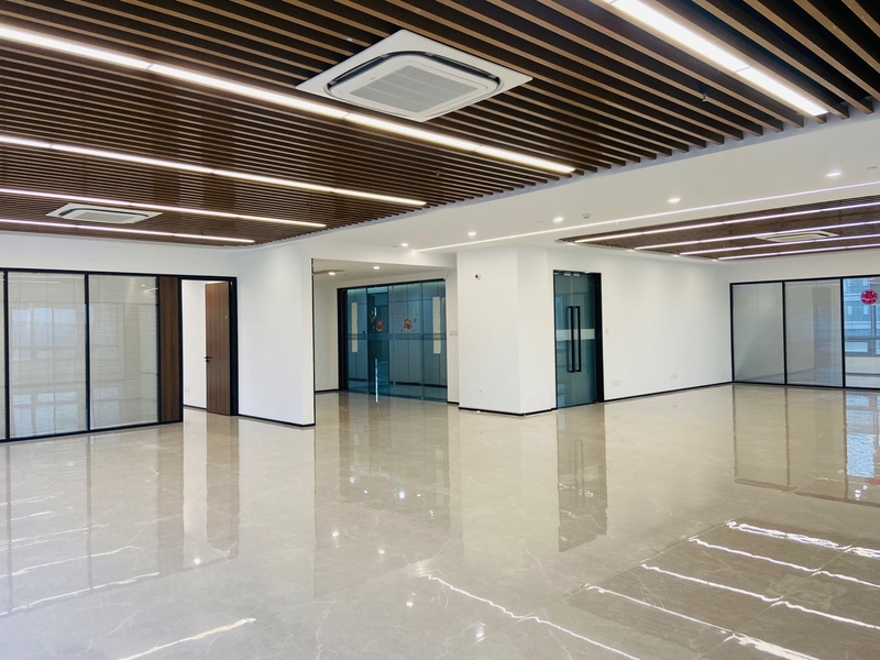 富亿•花园中心出租-521.52m²-精装修