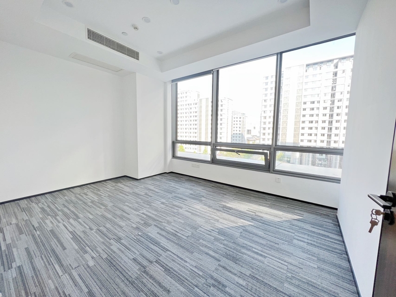 富亿•花园中心出租-138.16m²-精装修