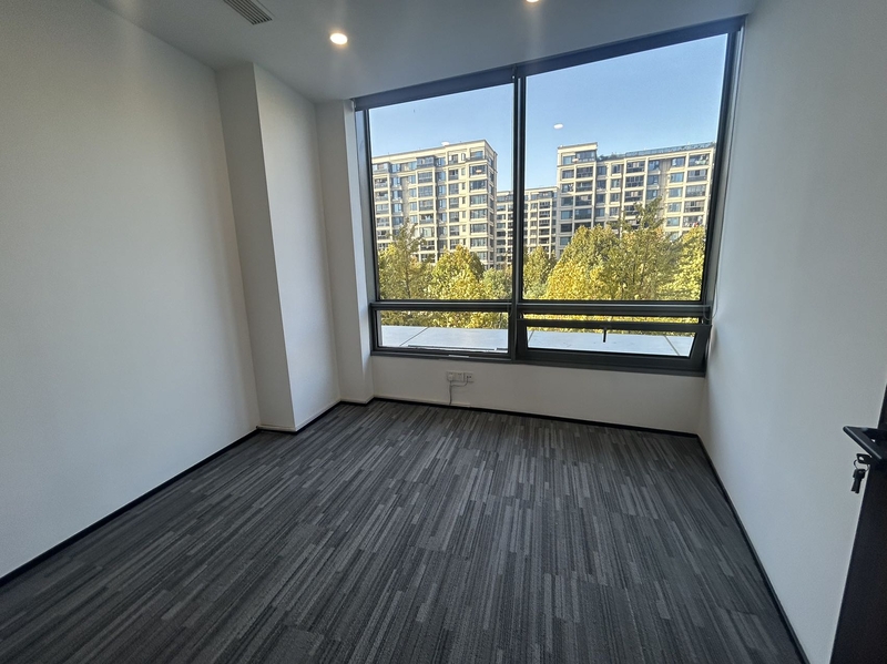 富亿•花园中心出租-215.13m²-精装修