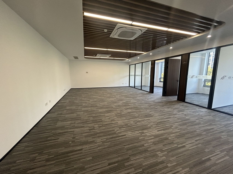 富亿•花园中心出租-215.13m²-精装修