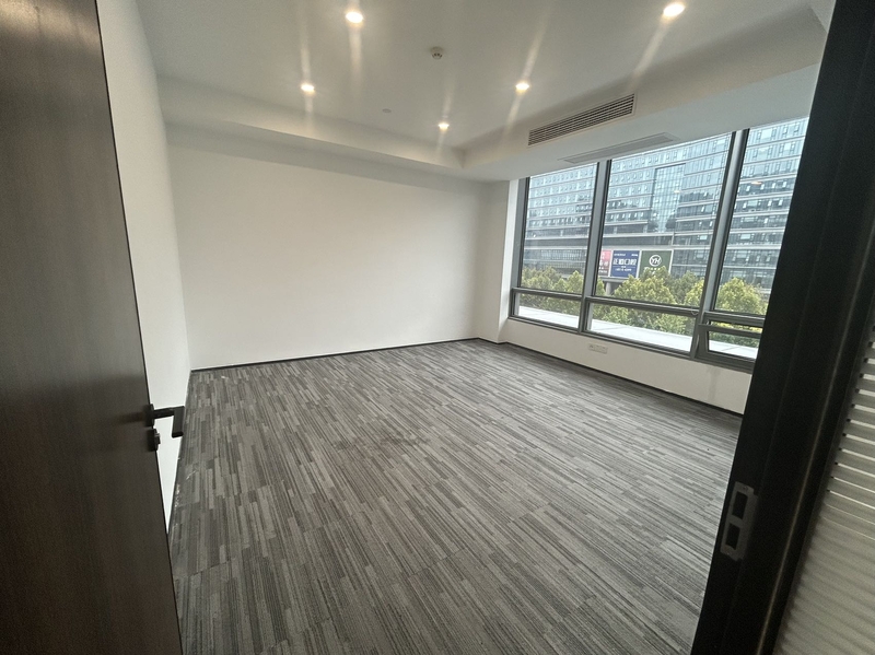 富亿•花园中心出租-253.27m²-精装修